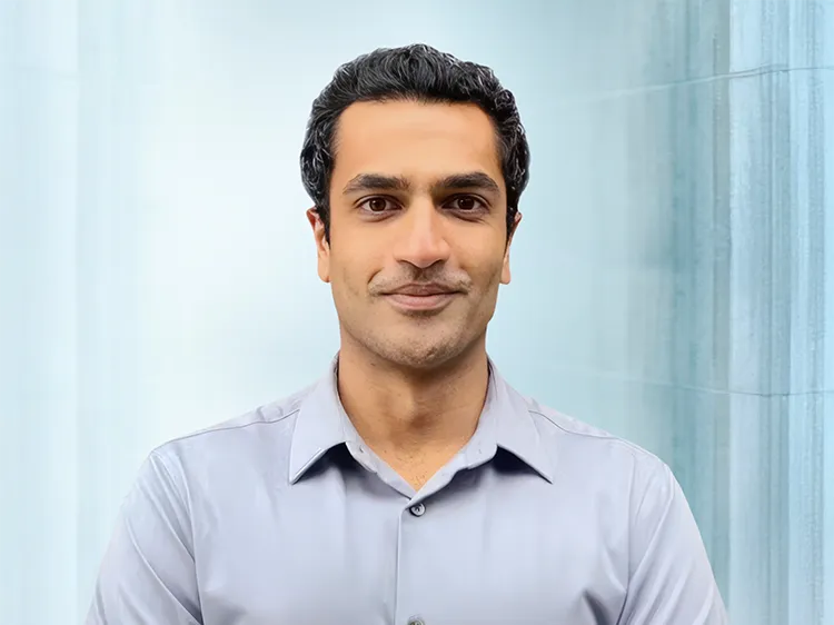 Vikram (Vik) Ranade picture